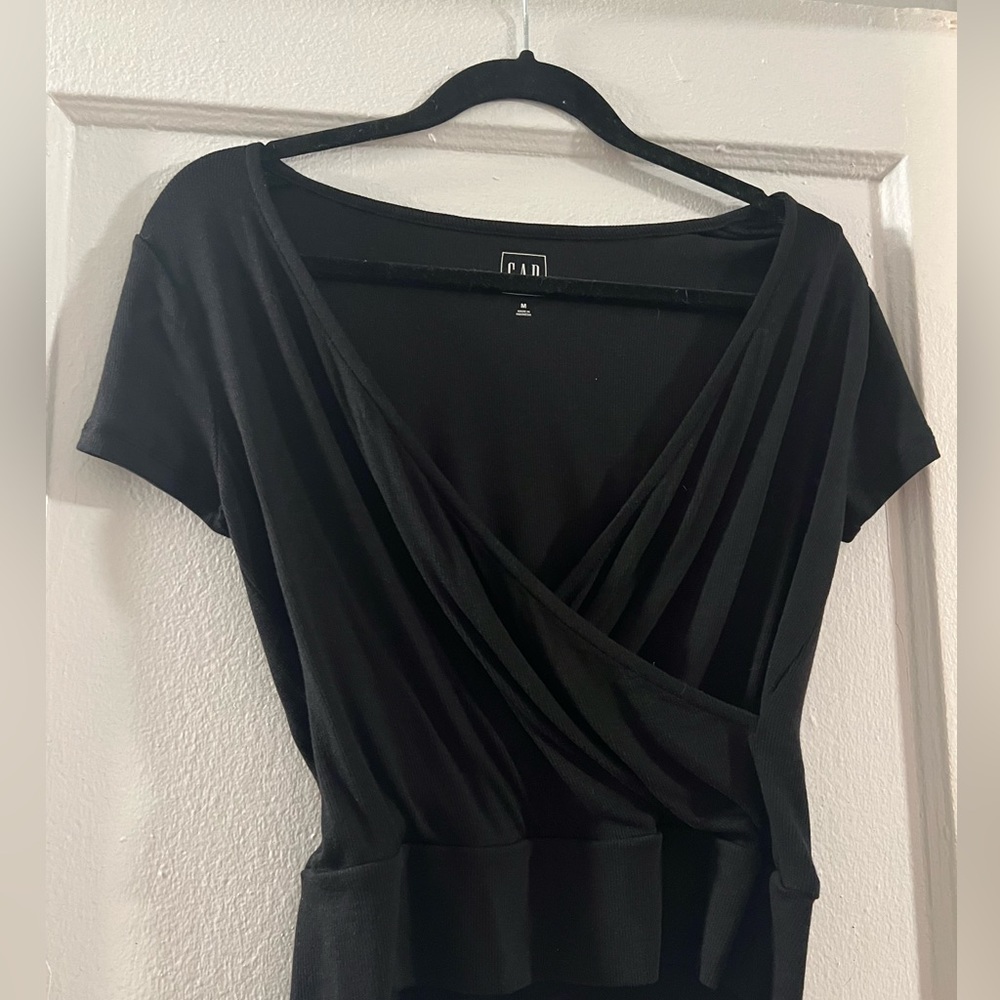 Gap Black, V-neck wrap style top